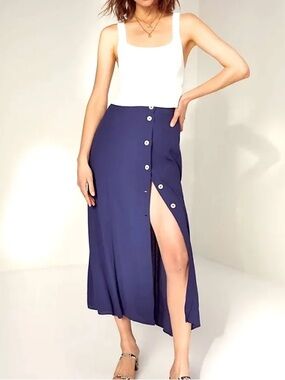 Aritzia Wilfred Amelie Midi Skirt